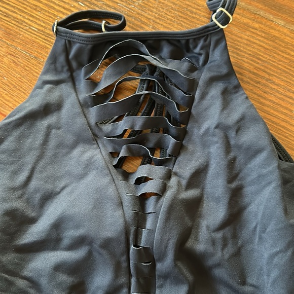 Equilibrium activewear black tank strappy back top.  Small NWT - Picture 2 of 6